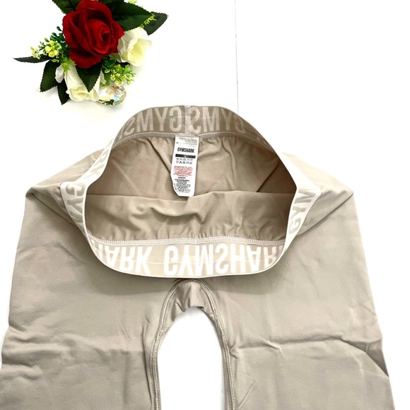 Gymshark Fit Seamless Cycling Shorts Size Medium Size Large - Picture 2 of 9